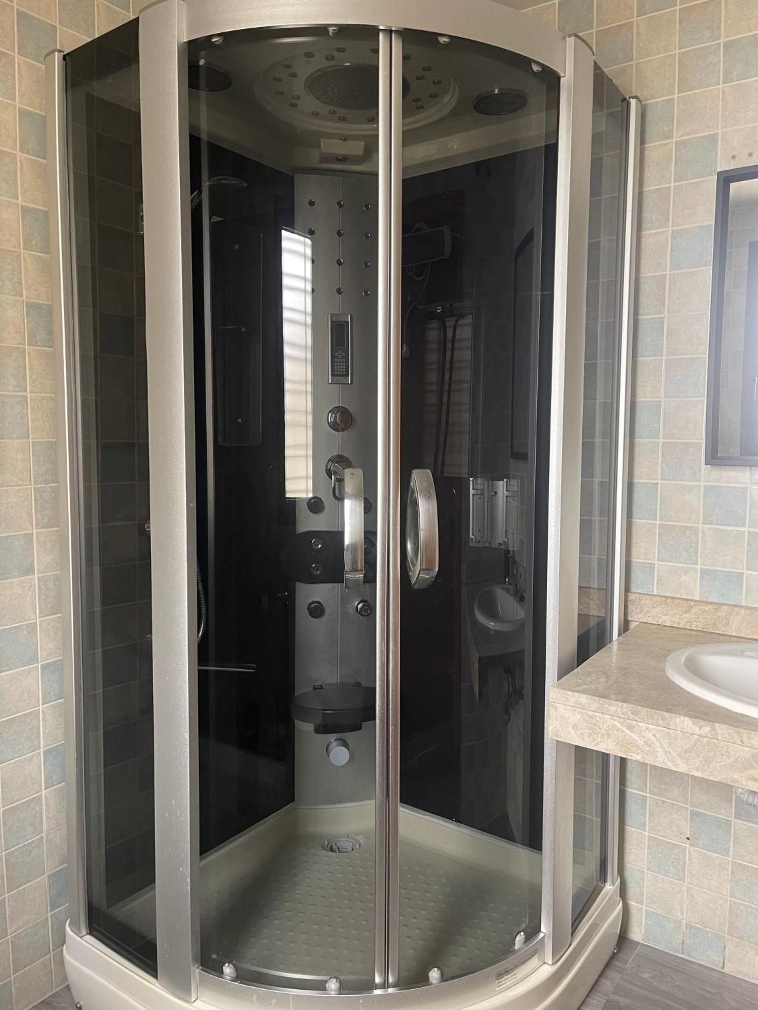 Stelarium-Suite Con Bano Privado En Casa Compartida-Uebica2 Mairena del Aljarafe Esterno foto